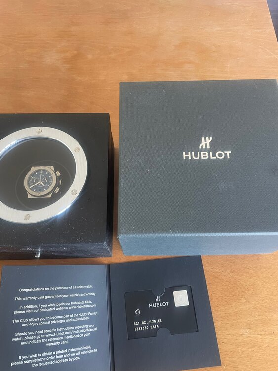 ウブロ クラシックフュージョン 521.NX.7170Lr（高級時計）の商品画像 - 査定依頼日：2025年5月8日 - 最高査定価格：720,000円