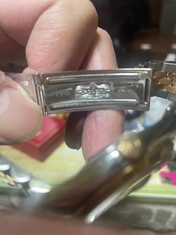 ロレックス デイトジャスト 16233（高級時計）の商品画像 - 査定依頼日：2026年1月23日 - 最高査定価格：900,000円