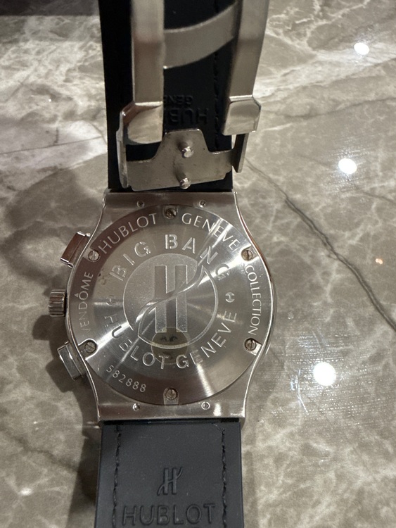 ウブロ ビックバン （高級時計）の商品画像 - 査定依頼日：2025年8月19日 - 最高査定価格：680,000円