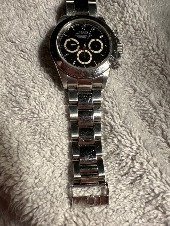 ロレックス デイトナ 1652（高級時計）の商品画像 - 査定依頼日：2025年2月5日 - 最高査定価格：4,000,000円