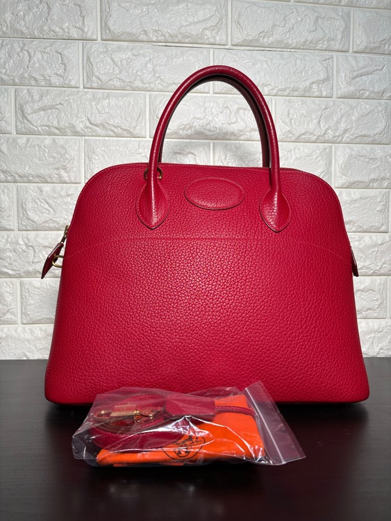 エルメス ボリード35 トゴ ルージュヴィフ □F刻印 ショルダーバッグ（ブランドバッグ）の商品画像 - 査定依頼日：2025年9月3日 - 最高査定価格：200,000円