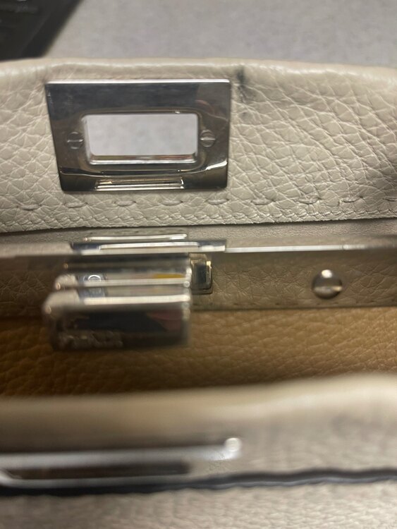 FENDI（ブランドバッグ）の商品画像 - 査定依頼日：2025年5月19日 - 最高査定価格：55,000円