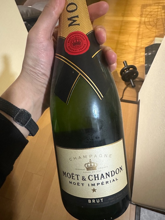 モエ・エ・シャンドン（お酒）の商品画像 - 査定依頼日：2025年12月3日 - 最高査定価格：6,200円