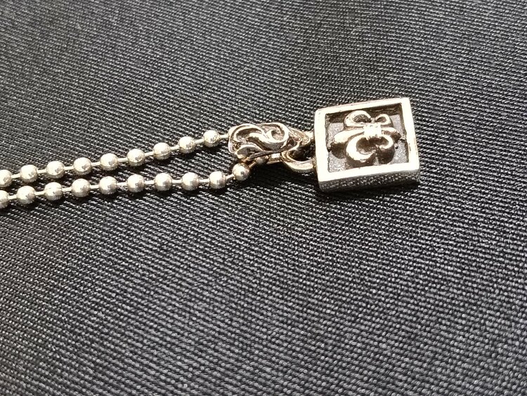 フレームドチャーム  BSフレア（古着・ファッション）の商品画像 - 査定依頼日：2026年4月17日 - 最高査定価格：75,000円