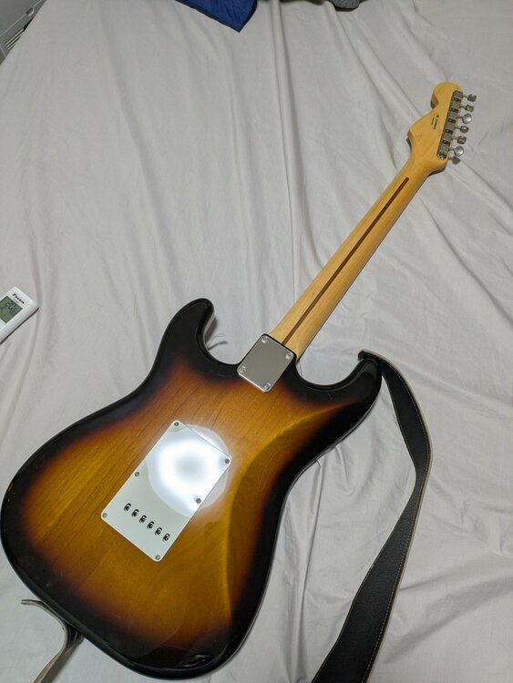 Fender Made in Japan Heritage 50s Strato（ピアノ・楽器・PA機材）の商品画像 - 査定依頼日：2026年6月24日 - 最高査定価格：85,000円