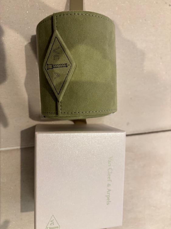 ヴァンクリーフアンドアーペル　ペルレシニアチュールブレスレットYG（金・貴金属）の商品画像 - 査定依頼日：2025年10月27日 - 最高査定価格：750,000円