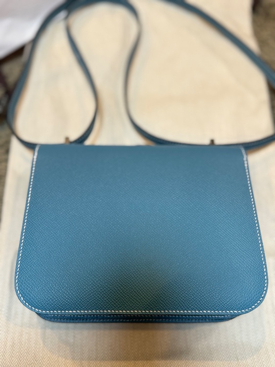 コンスタンスミニ（ブランドバッグ）の商品画像 - 査定依頼日：2026年4月1日 - 最高査定価格：1,600,000円