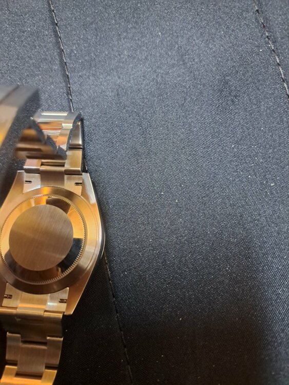 ロレックス デイトジャスト 12630（高級時計）の商品画像 - 査定依頼日：2026年4月7日 - 最高査定価格：100,000円