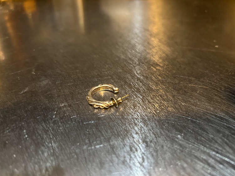 ピアス（古着・ファッション）の商品画像 - 査定依頼日：2026年1月16日 - 最高査定価格：50,000円