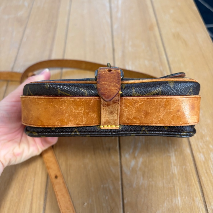 ルイヴィトン モノグラム （ブランドバッグ）の商品画像 - 査定依頼日：2025年12月19日 - 最高査定価格：36,000円