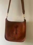 型番不明（ブランドバッグ）の商品画像 - 査定依頼日：2025年3月8日 - 最高査定価格：500,000円