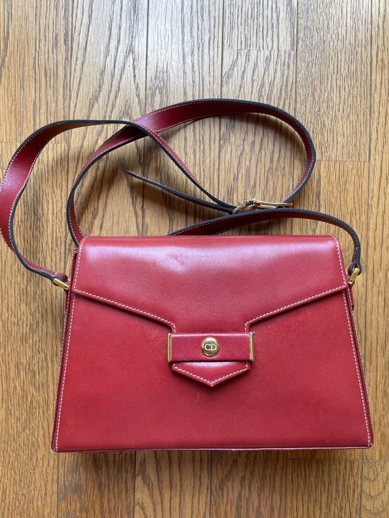 バッグ（ブランドバッグ）の商品画像 - 査定依頼日：2025年8月3日 - 最高査定価格：20,000円