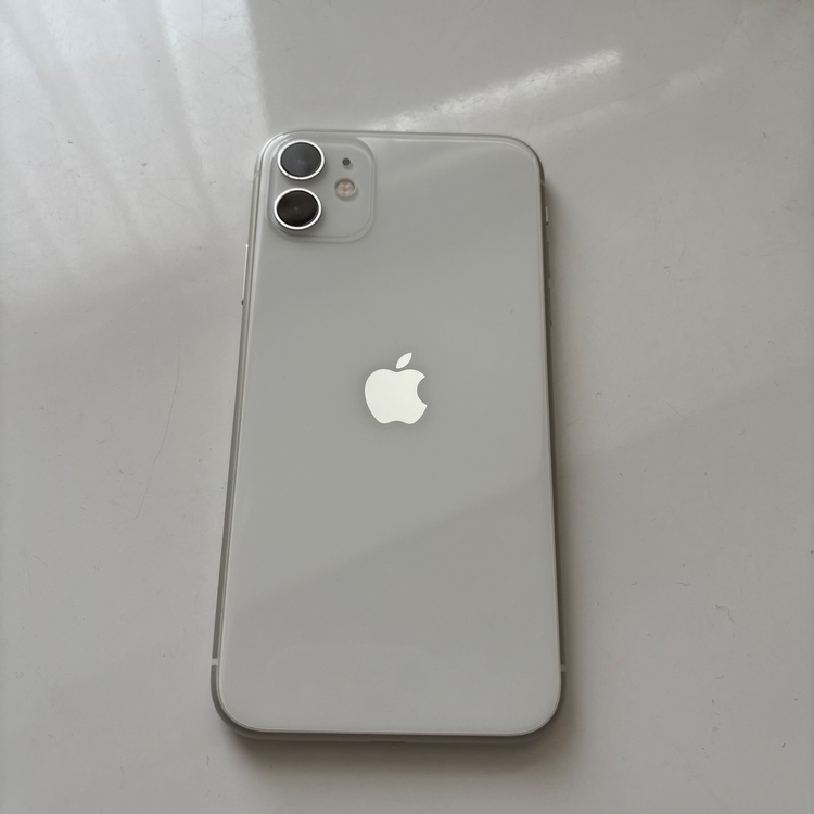 iphone11（スマホ）の商品画像 - 査定依頼日：2026年8月9日 - 最高査定価格：21,000円