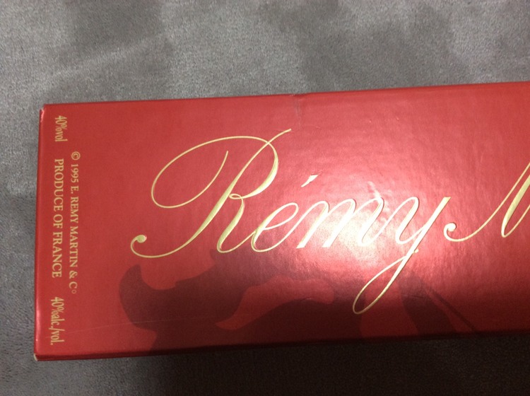 1995 E.REMYMARTIN &C（お酒）の商品画像 - 査定依頼日：2021年5月13日