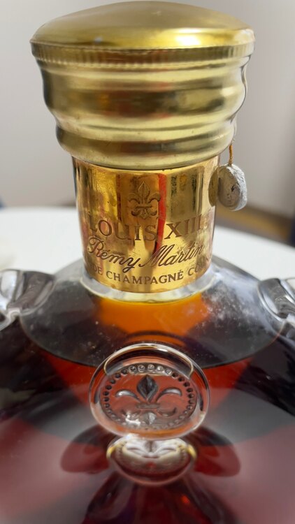 ルイ13世（お酒）の商品画像 - 査定依頼日：2025年3月30日 - 最高査定価格：100,000円