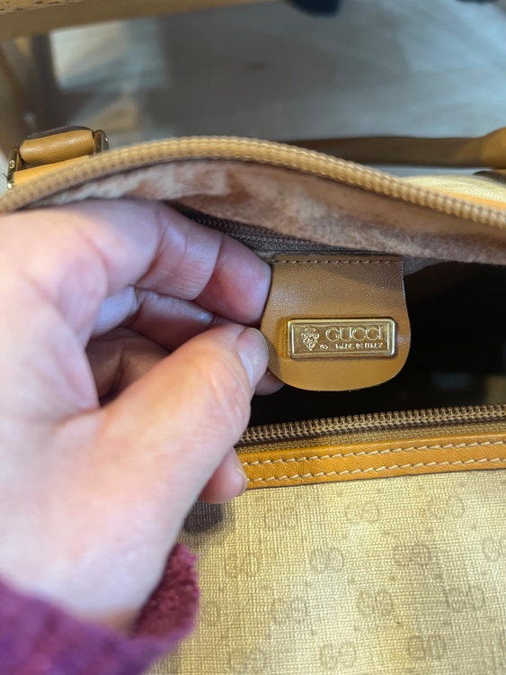 グッチ  （ブランドバッグ）の商品画像 - 査定依頼日：2026年2月7日 - 最高査定価格：15,000円