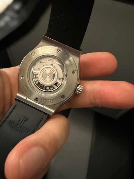 ウブロ クラシックフュージョン （高級時計）の商品画像 - 査定依頼日：2026年3月2日 - 最高査定価格：530,000円