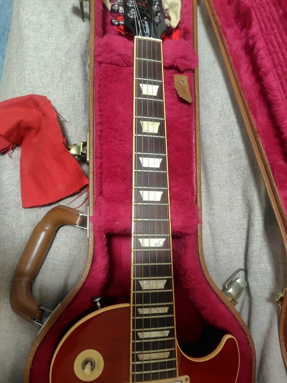 Gibson レスポール 2016T（ピアノ・楽器・PA機材）の商品画像 - 査定依頼日：2026年3月29日 - 最高査定価格：180,000円