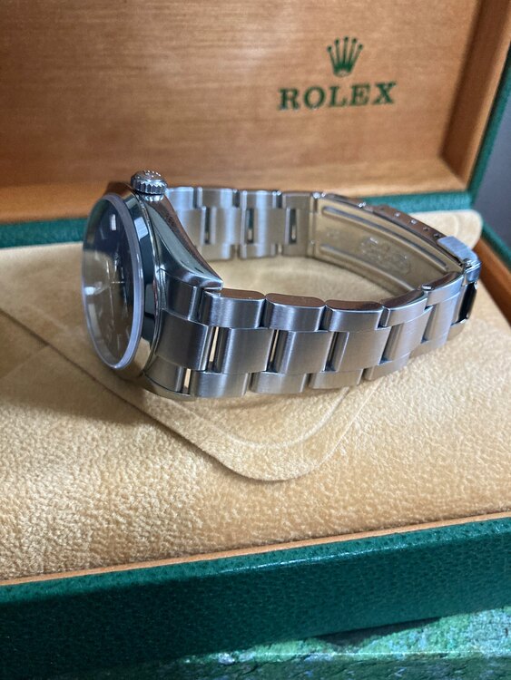 ロレックス エクスプローラー 11427（高級時計）の商品画像 - 査定依頼日：2025年5月24日 - 最高査定価格：800,000円