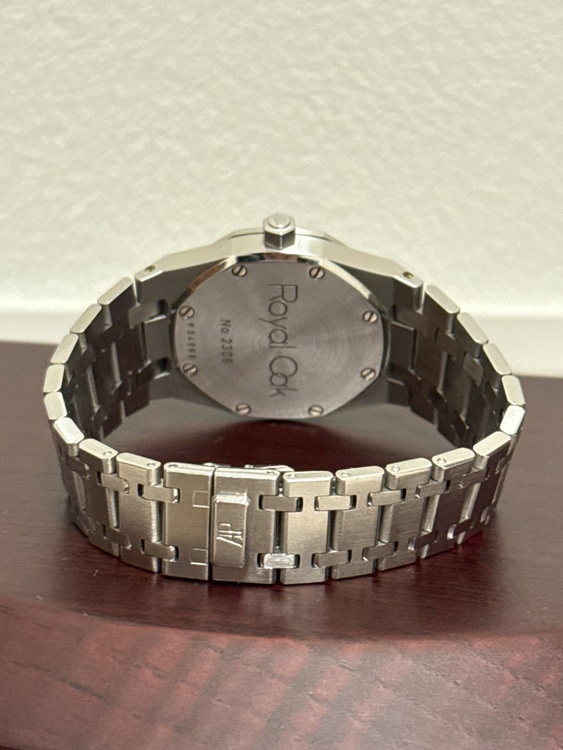 15000ST.OO.0789ST.07（高級時計）の商品画像 - 査定依頼日：2026年2月22日 - 最高査定価格：3,400,000円