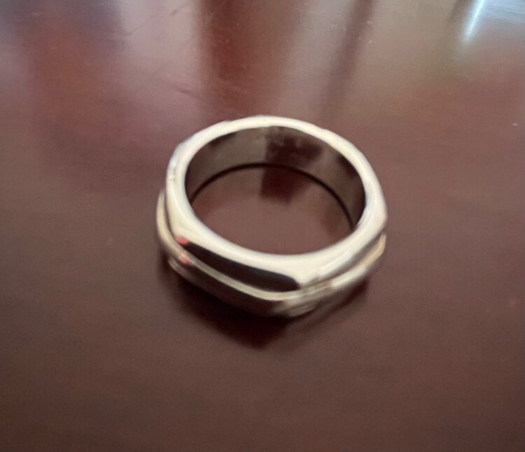 ピアジェ　ポセション9.3g（金・貴金属）の商品画像 - 査定依頼日：2024年12月21日 - 最高査定価格：102,000円