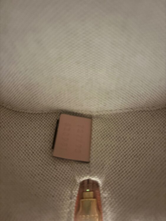 GUCCI グッチ レディース ショルダーバッグ 727793  マトラッセ（ブランドバッグ）の商品画像 - 査定依頼日：2025年5月8日 - 最高査定価格：145,000円