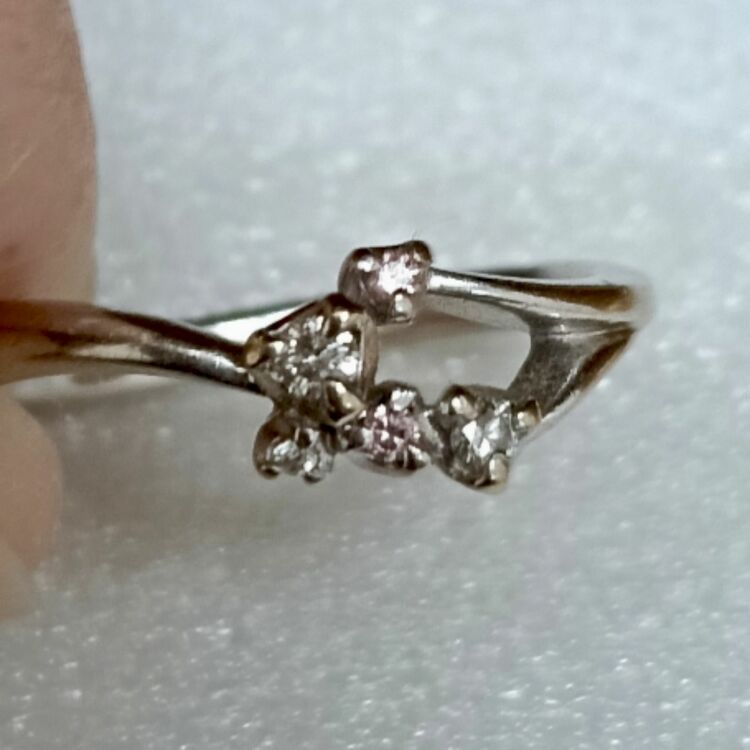 指輪（宝石）の商品画像 - 査定依頼日：2025年9月3日 - 最高査定価格：50,000円