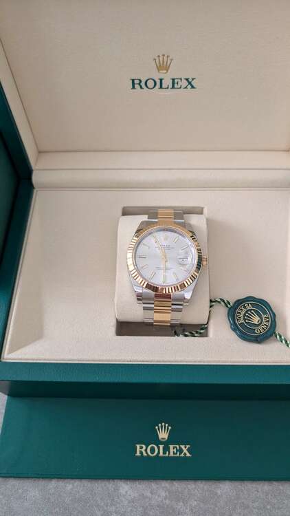 ロレックス デイトジャスト 12633（高級時計）の商品画像 - 査定依頼日：2025年5月26日 - 最高査定価格：2,050,000円