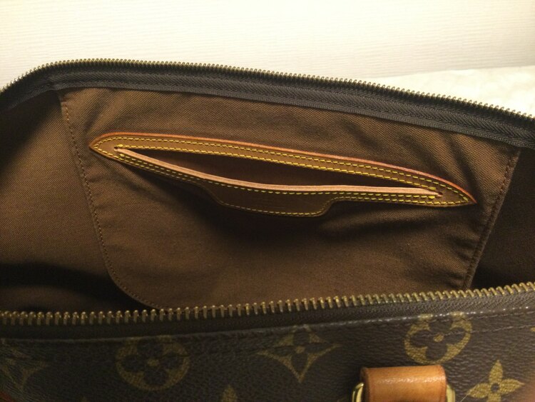 フラネリー50（ブランドバッグ）の商品画像 - 査定依頼日：2025年3月31日 - 最高査定価格：65,000円