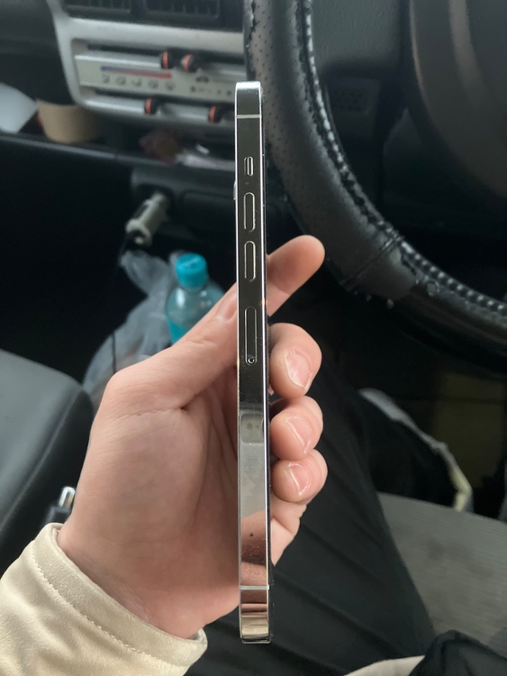 iPhone 13 Pro Max 128GB SIMフリー（スマホ）の商品画像 - 査定依頼日：2026年1月7日 - 最高査定価格：34,000円