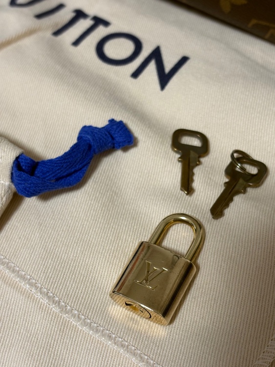 M411113（ブランドバッグ）の商品画像 - 査定依頼日：2026年4月6日 - 最高査定価格：192,000円