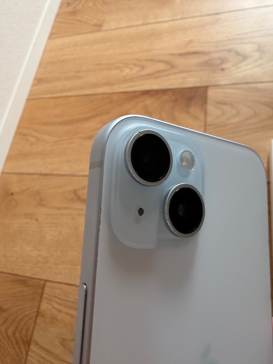 iPhone iPhone 15 128GB SIMフリー（スマホ）の商品画像 - 査定依頼日：2026年9月12日 - 最高査定価格：53,000円