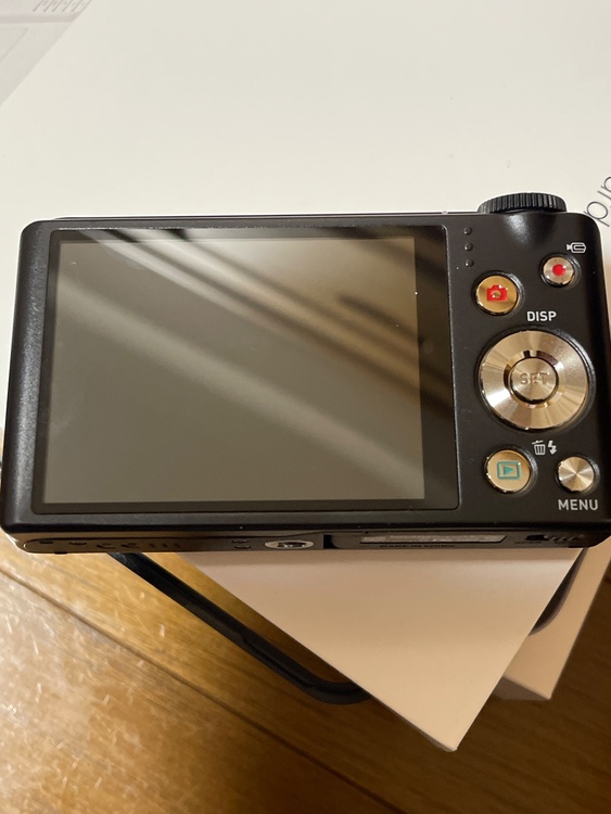 CASIO EXILM 12.5×（カメラ）の商品画像 - 査定依頼日：2026年9月27日 - 最高査定価格：8,000円