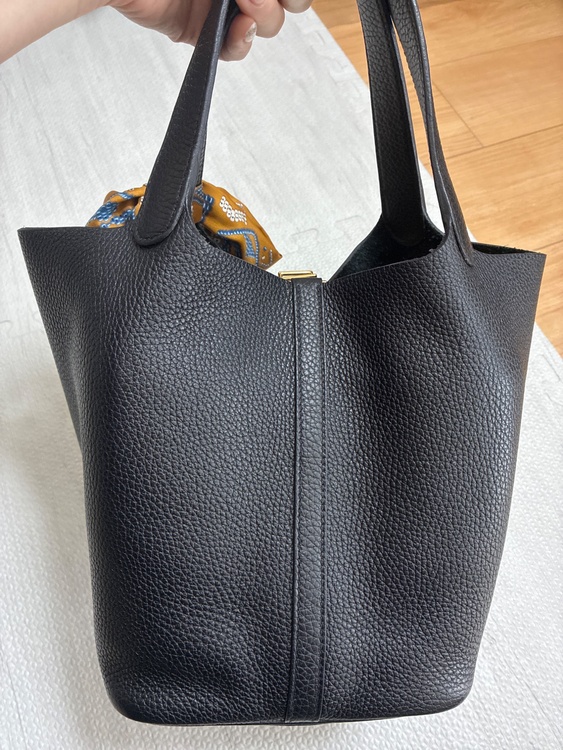 ピコタンMM（ブランドバッグ）の商品画像 - 査定依頼日：2026年2月6日 - 最高査定価格：500,000円