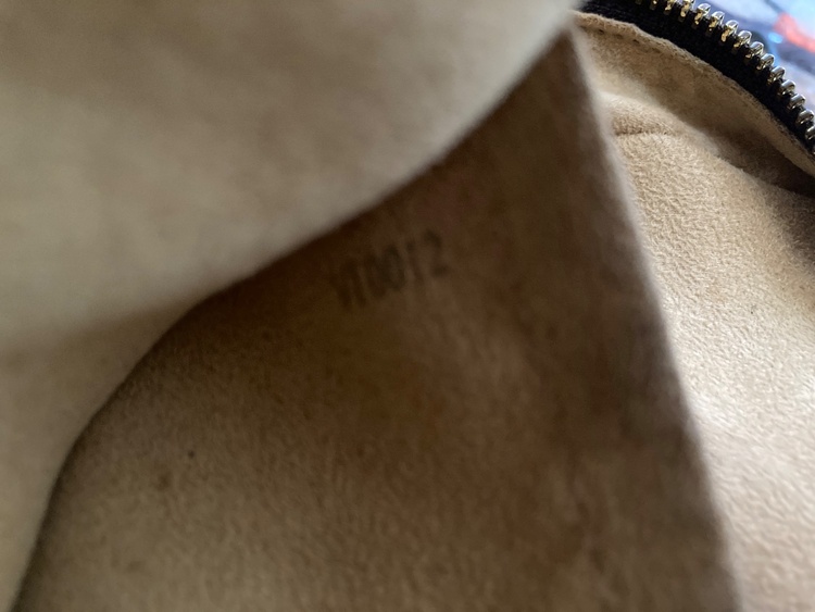 ルイヴィトン モノグラム （ブランドバッグ）の商品画像 - 査定依頼日：2026年2月23日 - 最高査定価格：90,000円