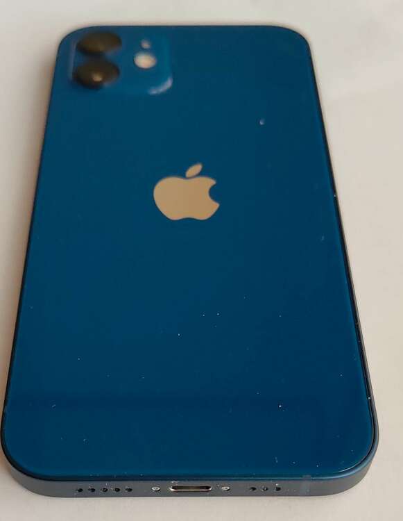 iPhone 12 128GB docomo（スマホ）の商品画像 - 査定依頼日：2025年4月2日 - 最高査定価格：25,000円