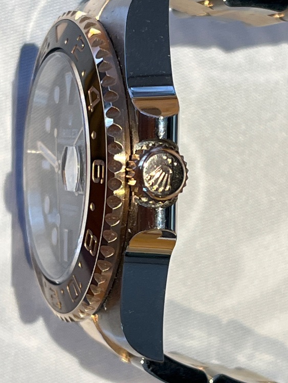 ロレックス GMTマスター 126711CHN（高級時計）の商品画像 - 査定依頼日：2025年8月31日 - 最高査定価格：3,050,000円