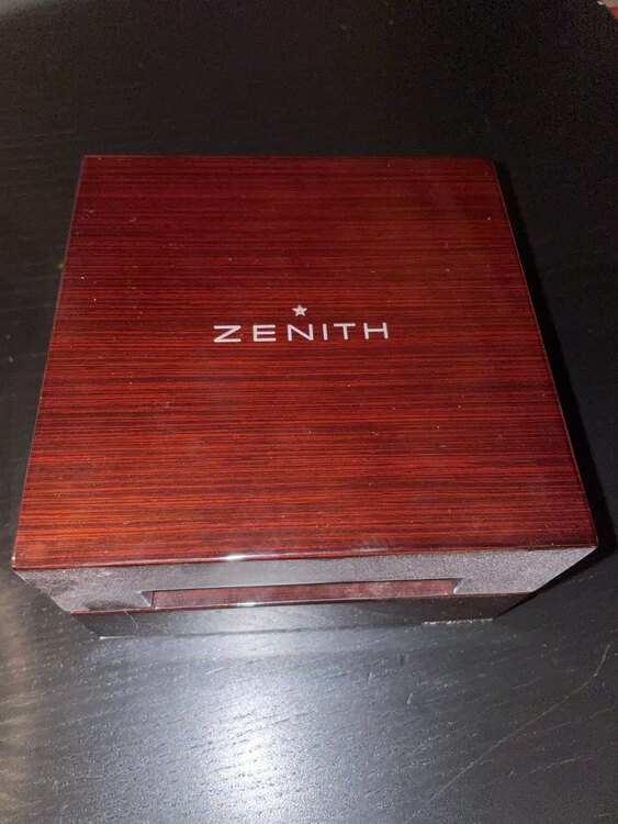 ゼニス　エルプリメロ（高級時計）の商品画像 - 査定依頼日：2024年2月20日 - 最高査定価格：850,000円