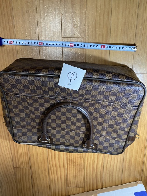 ダミエ　イカール　ビジネスバック（ブランドバッグ）の商品画像 - 査定依頼日：2020年8月18日 - 最高査定価格：100,000円