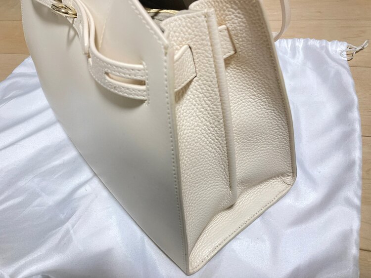 その他 フルラ （ブランドバッグ）の商品画像 - 査定依頼日：2025年3月8日 - 最高査定価格：2,000円