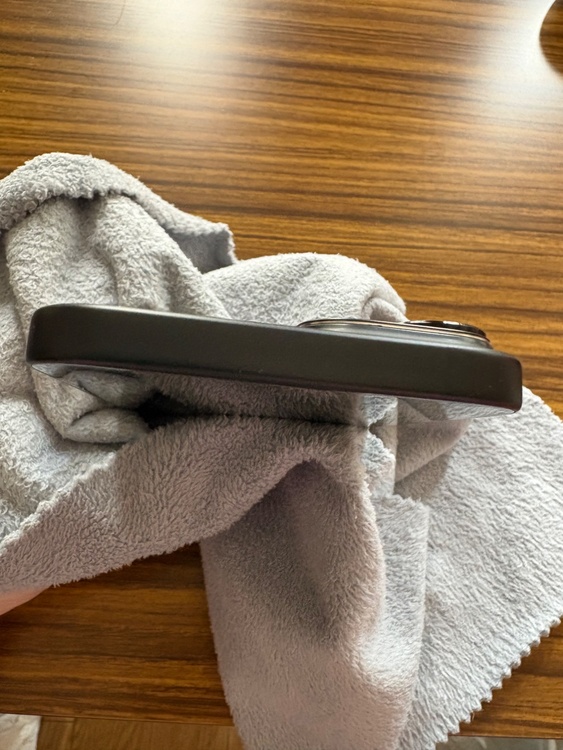 iPhone 15 128GB SIMフリー（スマホ）の商品画像 - 査定依頼日：2026年2月28日 - 最高査定価格：63,000円