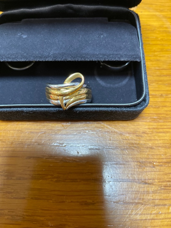 プラチナコンビリング（金・貴金属）の商品画像 - 査定依頼日：2025年12月26日 - 最高査定価格：150,000円