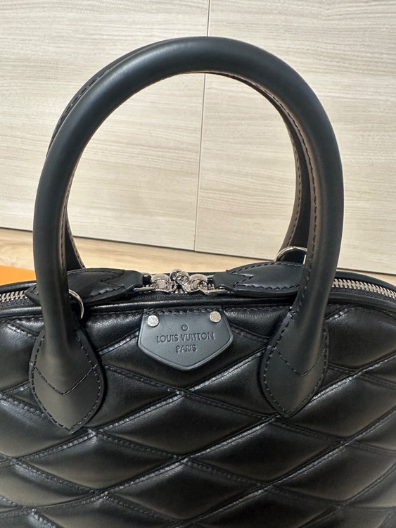 ルイヴィトン：M50321/アルマPM/ショルダーストラップ/クロシェット/パド（ブランドバッグ）の商品画像 - 査定依頼日：2025年7月27日 - 最高査定価格：250,000円