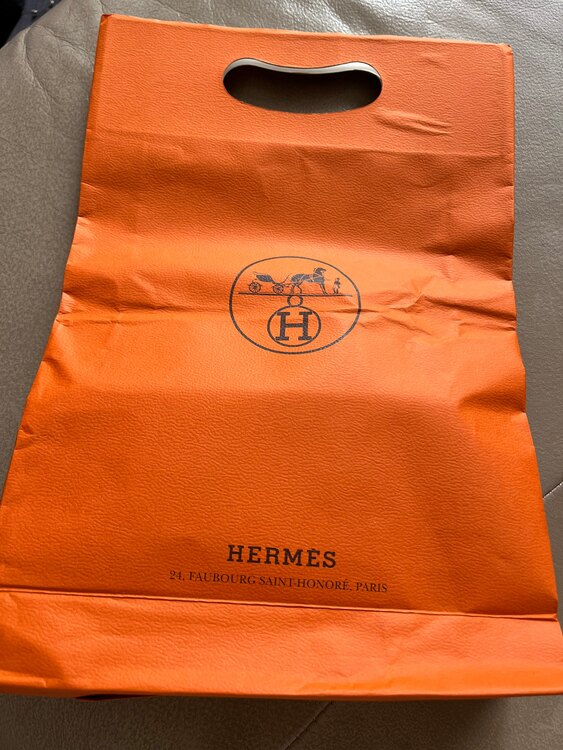 エルメス　財布（ブランド財布・小物）の商品画像 - 査定依頼日：2025年1月14日 - 最高査定価格：7,000円