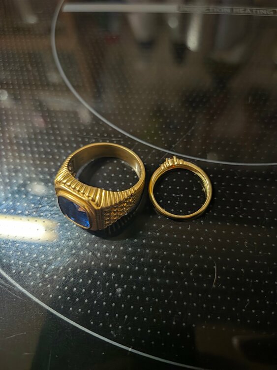 指輪（金・貴金属）の商品画像 - 査定依頼日：2026年10月12日 - 最高査定価格：300,000円