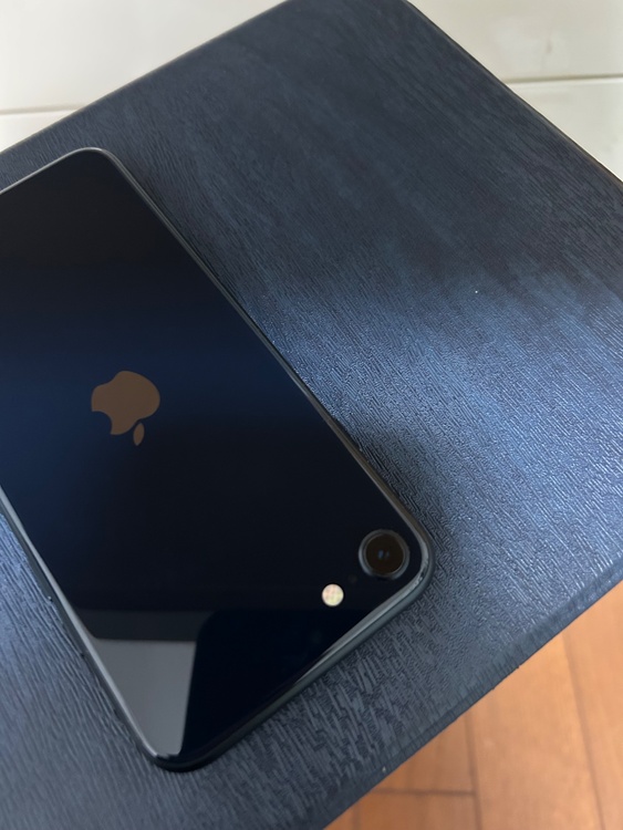 iPhoneSE第3世代（スマホ）の商品画像 - 査定依頼日：2026年3月20日 - 最高査定価格：14,000円