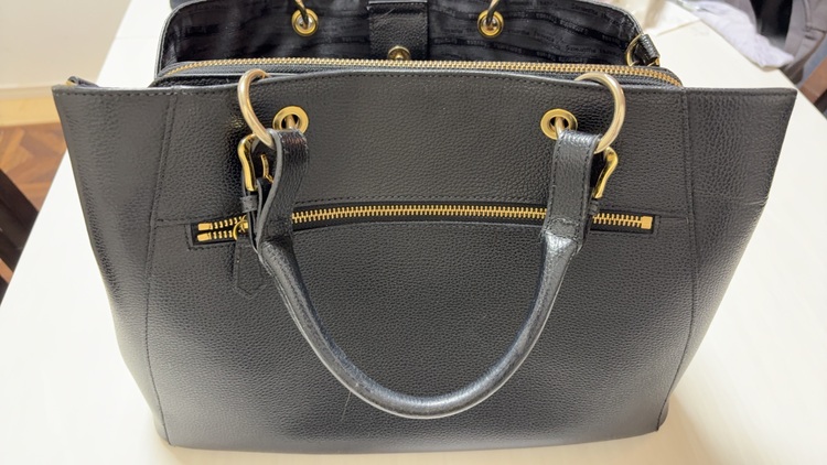 サマンサタバサ 1320135271（ブランドバッグ）の商品画像 - 査定依頼日：2025年8月25日 - 最高査定価格：2,000円