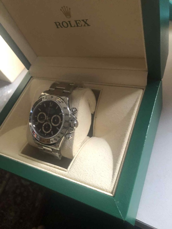 16520 A serial（高級時計）の商品画像 - 査定依頼日：2025年10月18日 - 最高査定価格：4,150,000円