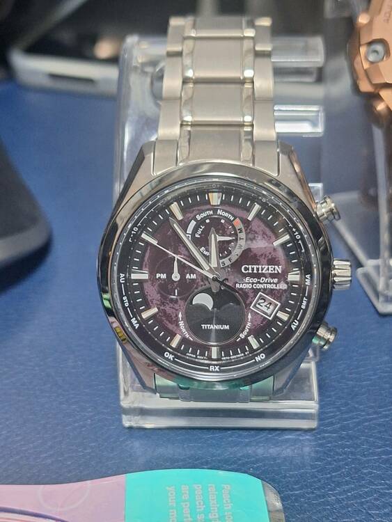 シチズン エコドライブ ツキヨミ（高級時計）の商品画像 - 査定依頼日：2026年3月28日 - 最高査定価格：100,000円