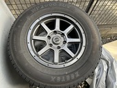 ZEETEX スタッドレス（カー用品）の商品画像 - 査定依頼日：2025年12月11日 - 最高査定価格：8,000円